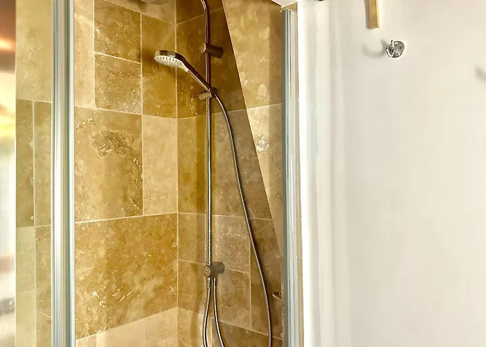 Listelli - Welkeys パリ