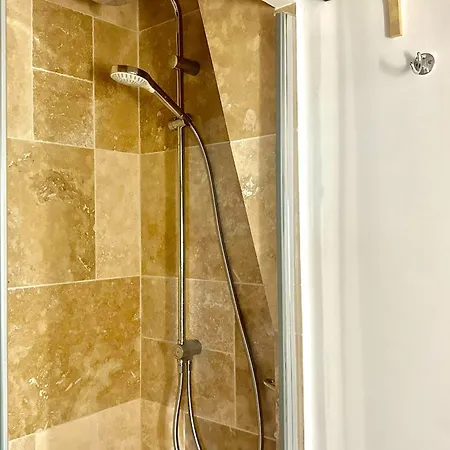 Listelli - Welkeys Paryż